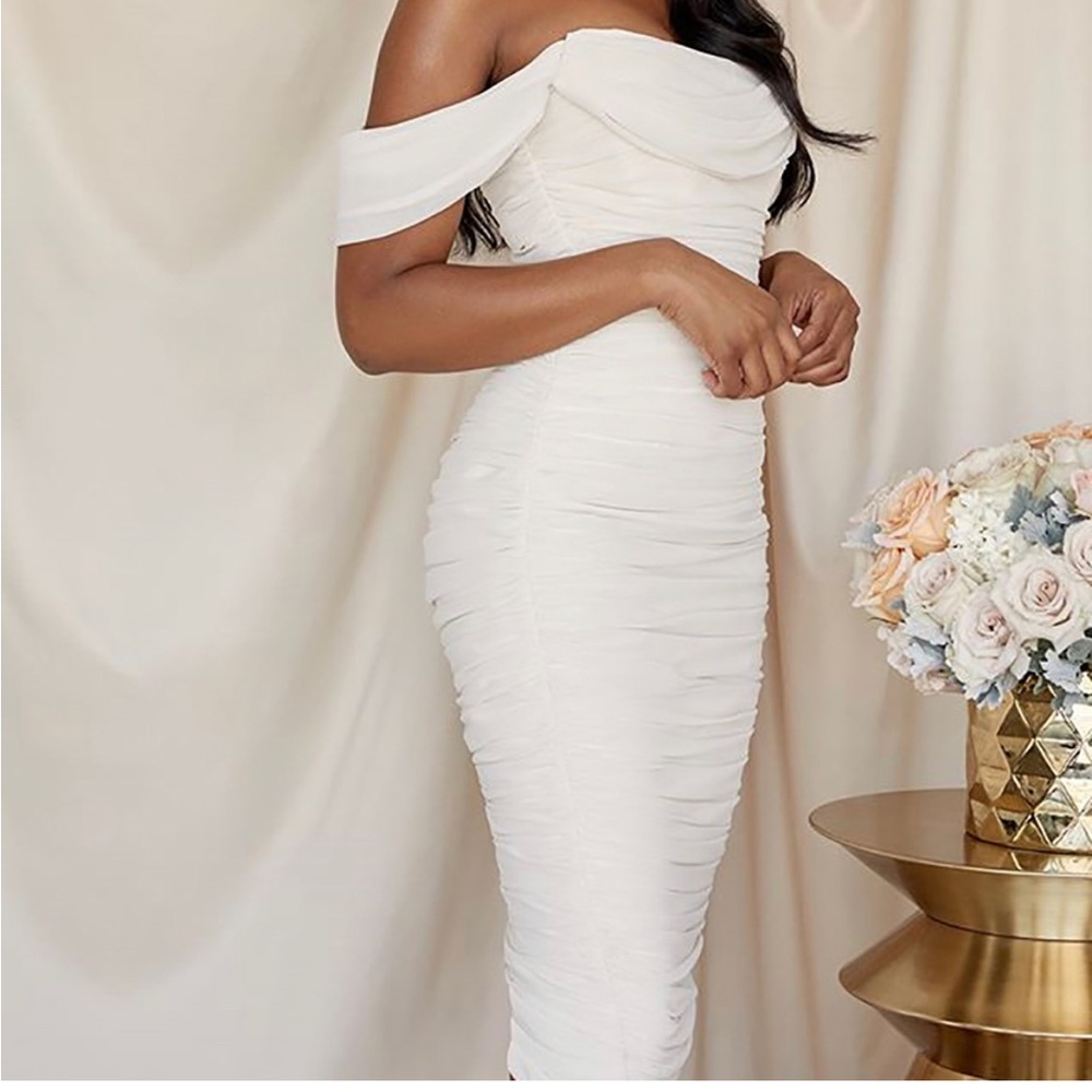 White Chiffon/Rayon Draped Evening Dress Sz10 - Picture 10 of 16